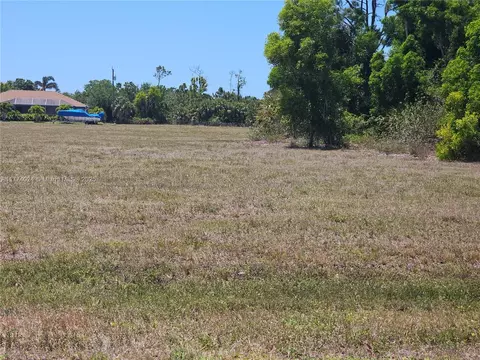 4134 NW 39 Th Pl, Cape Coral, FL 33993