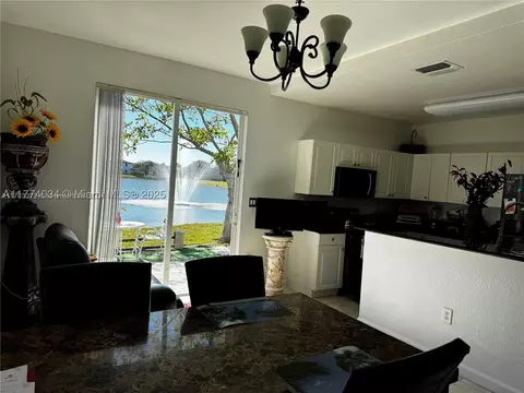 3064 SE 1st Dr #4, Homestead, FL 33033