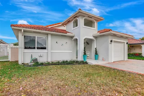 15122 NW 91st Ct, Miami Lakes, FL 33018