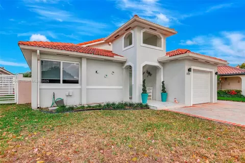 15122 NW 91st Ct, Miami Lakes, FL 33018
