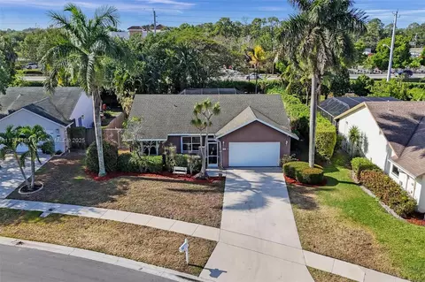 8372 Blue Cypress Dr, Lake Worth, FL 33467