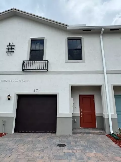 669 NW 6th Ter, Florida City, FL 33034