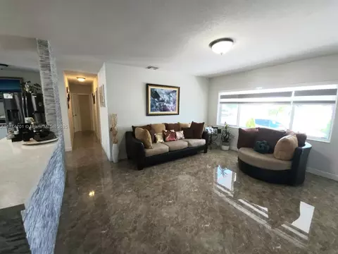 341 W 59th St, Hialeah, FL 33012 photo 23
