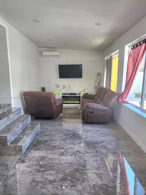 341 W 59th St, Hialeah, FL 33012 photo 29