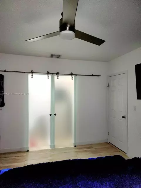 341 W 59th St, Hialeah, FL 33012 photo 24