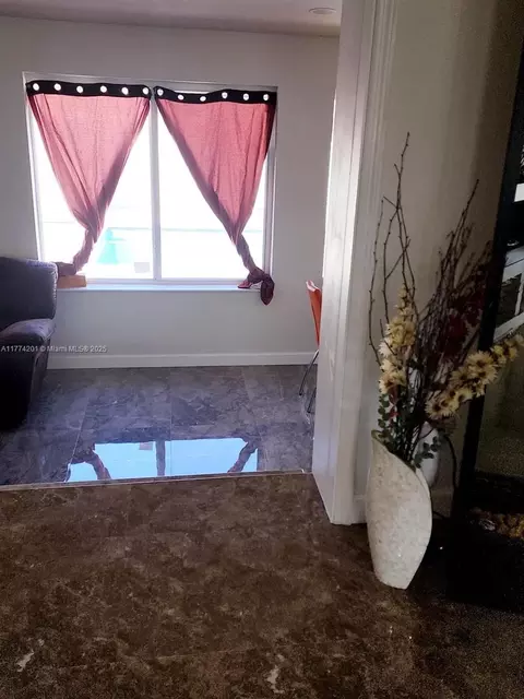 341 W 59th St, Hialeah, FL 33012 photo 35