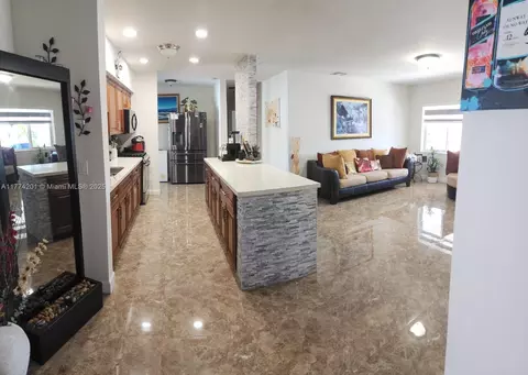 341 W 59th St, Hialeah, FL 33012 photo 22