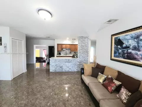 341 W 59th St, Hialeah, FL 33012 photo 30