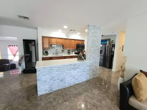 341 W 59th St, Hialeah, FL 33012 photo 34