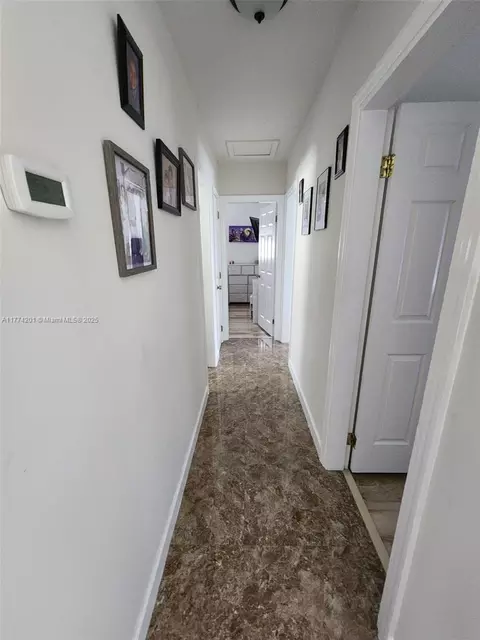 341 W 59th St, Hialeah, FL 33012 photo 14
