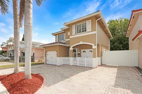 1097 SE 13th Ter, Homestead, FL 33035
