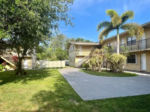 4450 SW 67th Ave #U, Miami, FL 33155