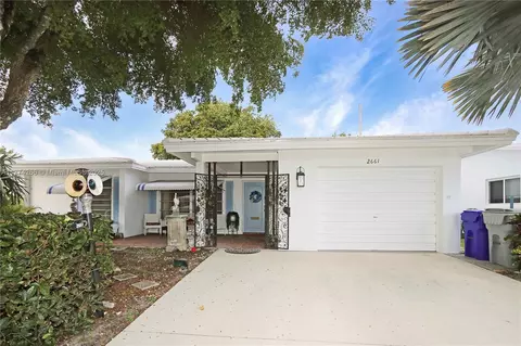 2661 NW 4th Ave, Pompano Beach, FL 33064