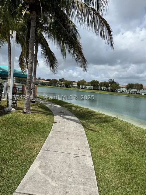 1661 SE 29th Ct #108, Homestead, FL 33035