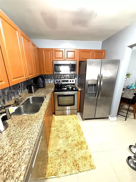 6130 W 19th Ave #301, Hialeah, FL 33012 photo 5