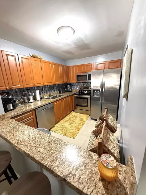 6130 W 19th Ave #301, Hialeah, FL 33012 photo 6