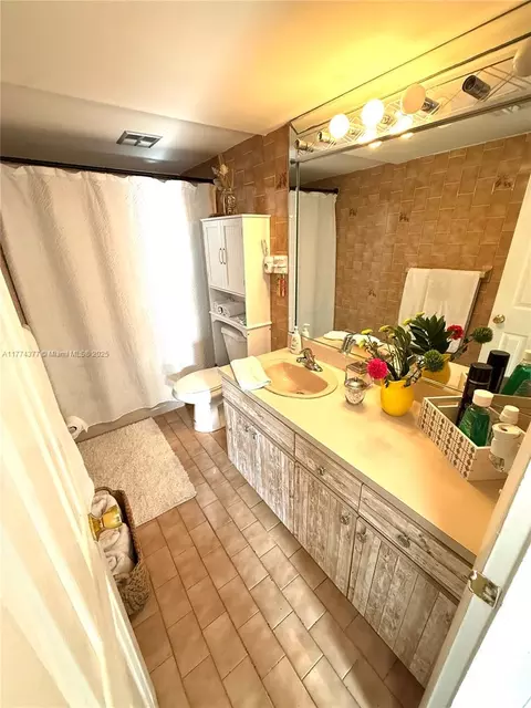 6130 W 19th Ave #301, Hialeah, FL 33012 photo 14