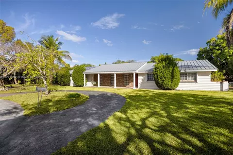 8265 SW 184th Ter, Cutler Bay, FL 33157