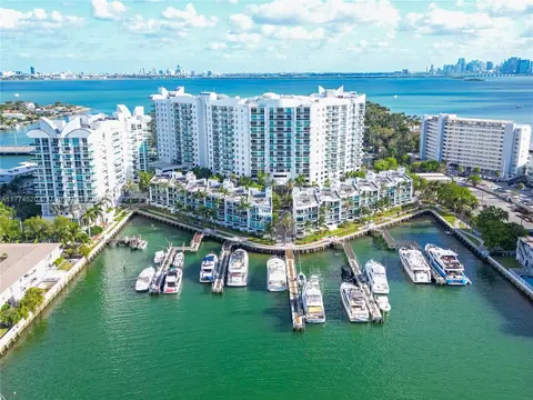 7900 Harbor Island Dr #619, North Bay Village, FL 33141