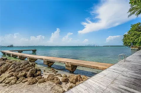 5 Harbor Pt, Key Biscayne, FL 33149 photo 4