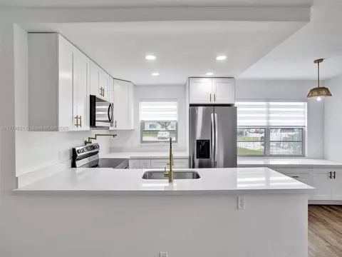21 Prescott B #21, Deerfield Beach, FL 33442