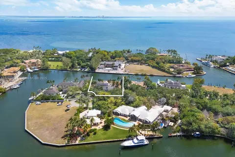 30 Leucadendra Dr, Coral Gables, FL 33156