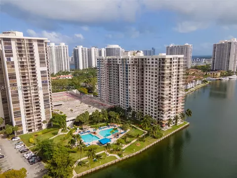 18151 NE 31st Ct #1911, Aventura, FL 33160