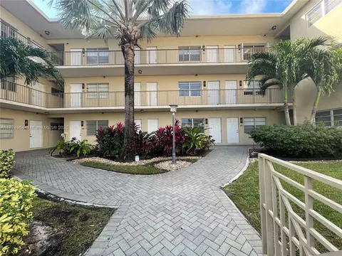 2200 S Ocean Dr #N115, Hollywood, FL 33019