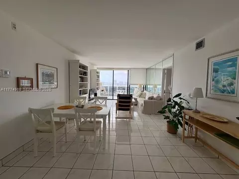 3625 N Country Club Dr #PH-4, Aventura, FL 33180