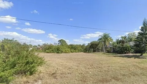 1823 NW 27th Pl, Cape Coral, FL 33993