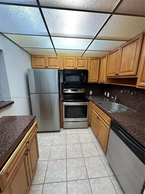 289 Suffolk G #289, Boca Raton, FL 33434
