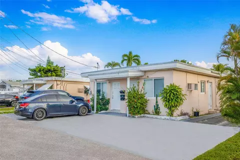 326 NE 6th St, Hallandale Beach, FL 33009