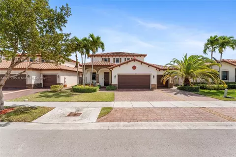 185 SE 34th Pl, Homestead, FL 33033