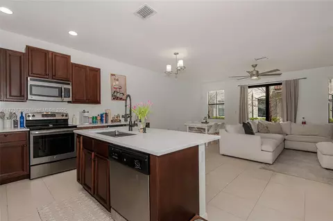 1091 NW 33rd Ct, Pompano Beach, FL 33064