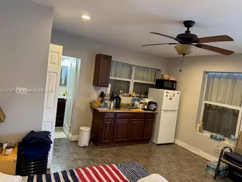 Other - 653 SE 8th Pl, Hialeah, FL 33010 photo 6 of 12