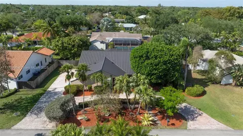 7721 SW 181st Ter, Palmetto Bay, FL 33157