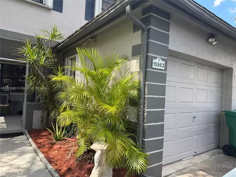 15563 SW 110th Ter #15563, Miami, FL 33196