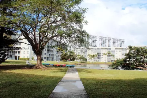 2903 Point East Dr #K411, Aventura, FL 33160