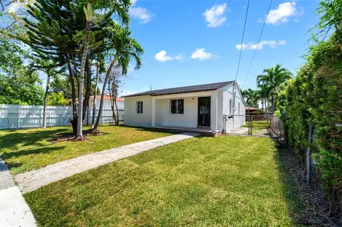 3320 NW 16th St, Miami, FL 33125
