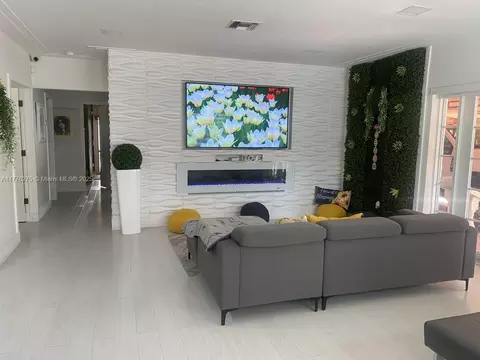 Other - 291 Cir Dr, Hialeah, FL 33010 photo 4 of 12