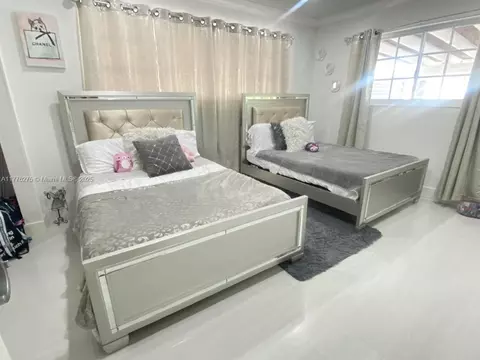 Bedroom - 291 Cir Dr, Hialeah, FL 33010 photo 1 of 2