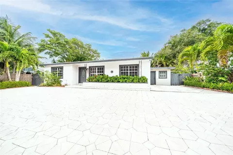 1330 Ontario Dr, Lake Worth, FL 33461