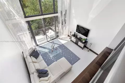 6000 Collins Ave #326, Miami Beach, FL 33140