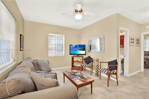 1612 Michigan Ave #9, Miami Beach, FL 33139