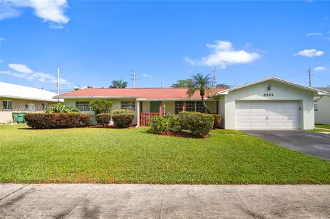 8963 SW 49th St, Cooper City, FL 33328
