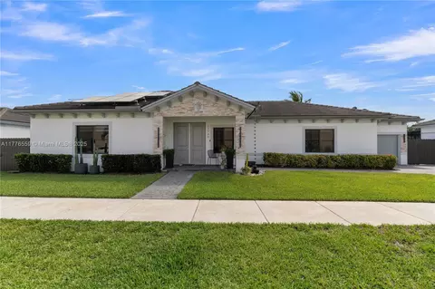 17705 SW 114th Ct, Miami, FL 33157