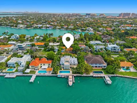 View/Area - 551 S Mashta Dr, Key Biscayne, FL 33149 photo 14 of 15