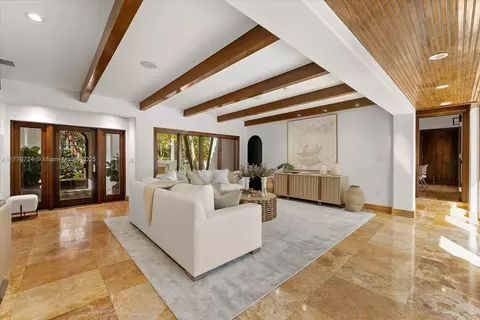 Living - 551 S Mashta Dr, Key Biscayne, FL 33149 photo 6 of 6
