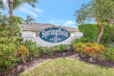 7547 Springfield Lake Dr, Lake Worth, FL 33467