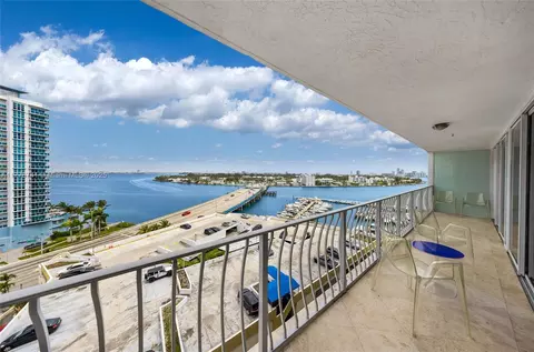 7601 E Treasure Dr #1214, North Bay Village, FL 33141